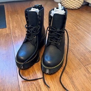 Dr. Martens Women's Shriver Hi WYOMING LEATHER HEELED BOOTS